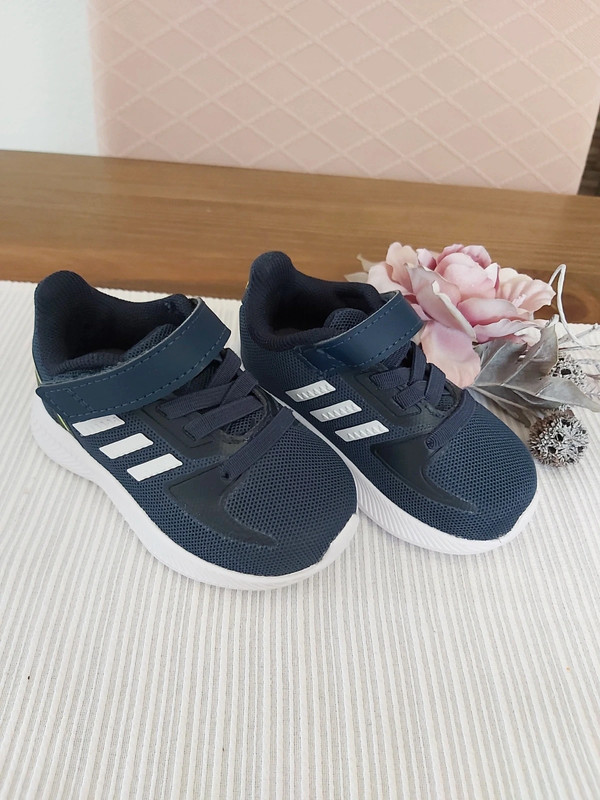 Adidas Schuhe 1