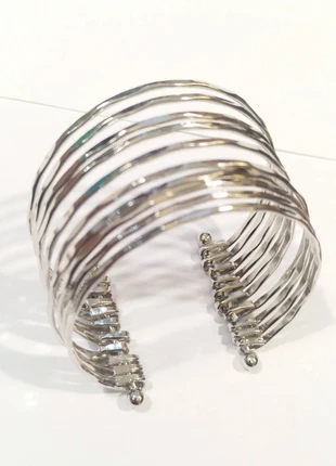 Bracciale acciaio nuovo, marca: Bracciale, estado: Novo sem etiquetas, €5.00, €5.95 inclui Proteção do Comprador