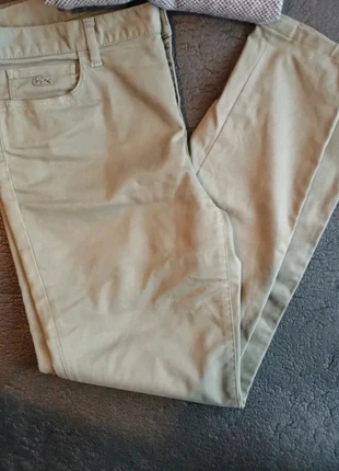 Lot suchemise/pantalon Chino Lacoste , marque: Lacoste, état: Neuf sans étiquette, taille: M / 38 / 10, 40,00 €, 42,70 € Protection acheteurs incluse