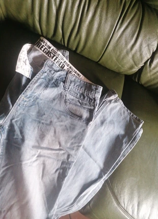 Jean slim, merk: wk dnn collection, staat: Goed, maat: L, € 3,00, € 3,85 inclusief Kopersbescherming