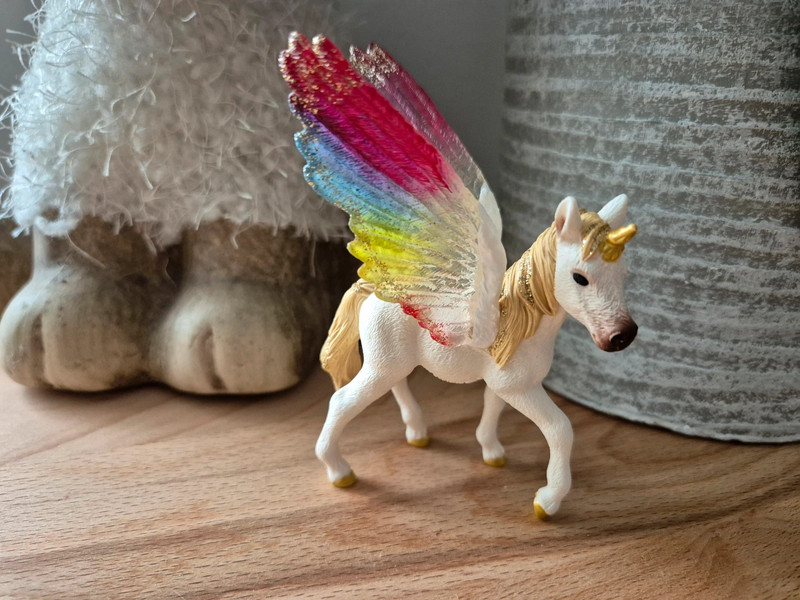 Schleich Bayala * Regenbogeneinhorn Fohlen *