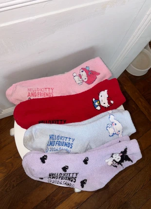 Hello Kitty and friends lots de 4 paires de chaussettes 🧦, brand: Hello Kitty, condition: Very good, size: One size, €15.00, €16.45 includes Buyer Protection