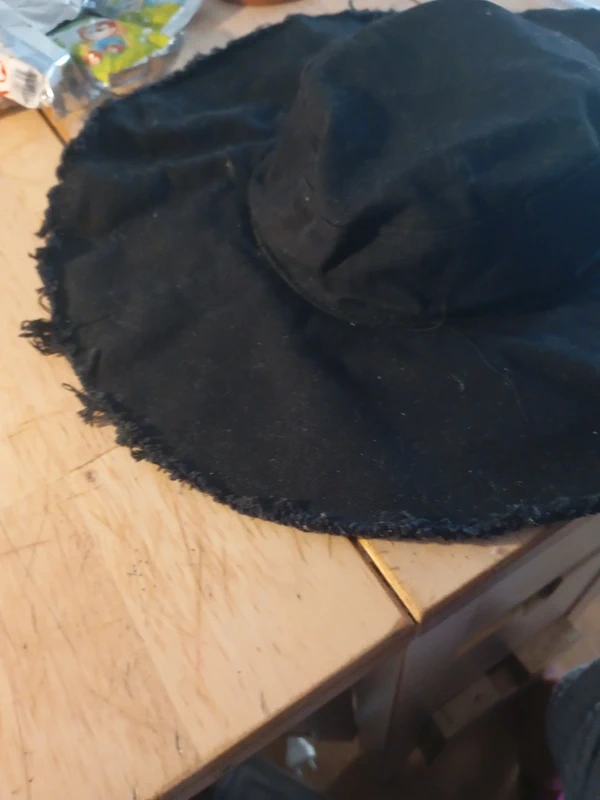 Chapeau hm t 54 - photo numéro 2