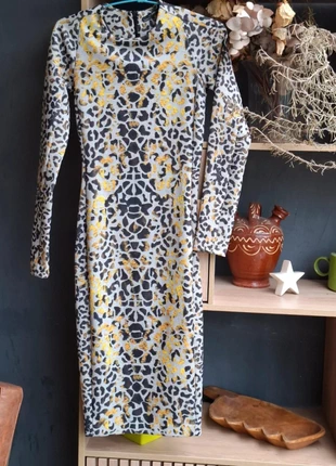 Robe Zara Parfaite pour un Look Tendence et Élégant 🌟, brand: Zara, condition: New without tags, size: S / 36 / 8, €19.30, €20.97 includes Buyer Protection