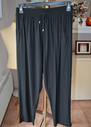 Sarouel fluide noir E&D XL, marque: E&D, état: Très bon état, taille: XL / 42 / 14, 6,00 €, 7,00 € Protection acheteurs (Pro) incluse