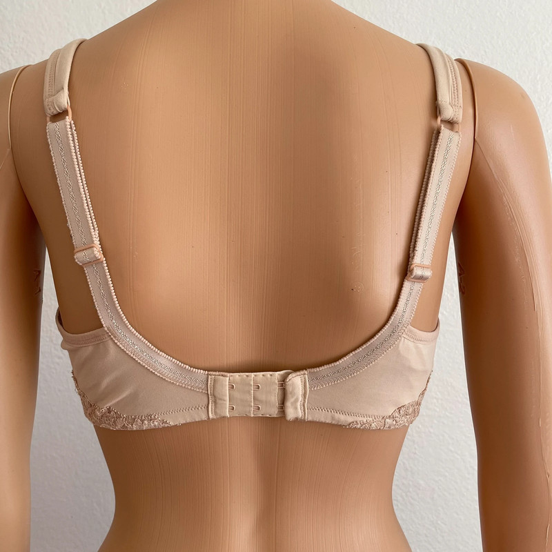 Nordstrom Intimates Soft Cup Wired Bra Size 34D Beige