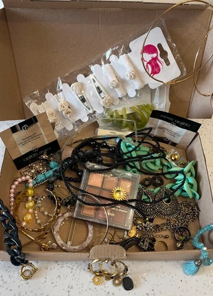 Boite à bijoux mystère, zustand: Gut, 6,00 €, 7,00 € inklusive Vinted-Käuferschutz