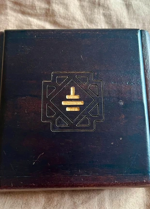 Boîte japonaise en bois avec pince en bois cérémonie encens Kodo, merk: artisanat japonais, staat: Nieuw zonder prijskaartje, € 9,00, € 10,15 inclusief Kopersbescherming