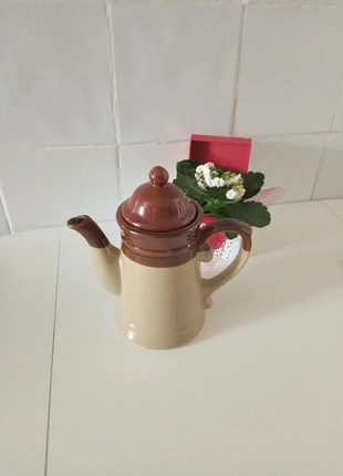 Ancienne cafetiere en terre cuite, marque: Vintage, état: Bon état, 6,00 €, 7,00 € Protection acheteurs incluse