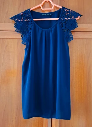 Blusa o Camiseta Zara, marca: Zara Basic, estado: Muy bueno, tamaño: XS / 34 / 6, 9,50 €, 10,68 € Protección al comprador incluida