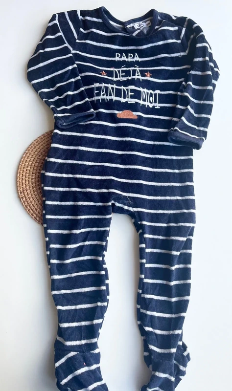 Lot pyjama + bodys - photo numéro 3