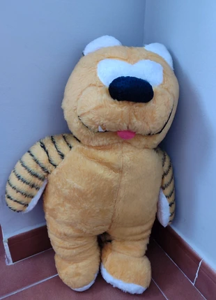 Peluche Gato Isidoro, marca: Peluche, estado: Satisfactorio, tamaño: Talla única, 29,00 €, 31,15 € Protección al comprador incluida