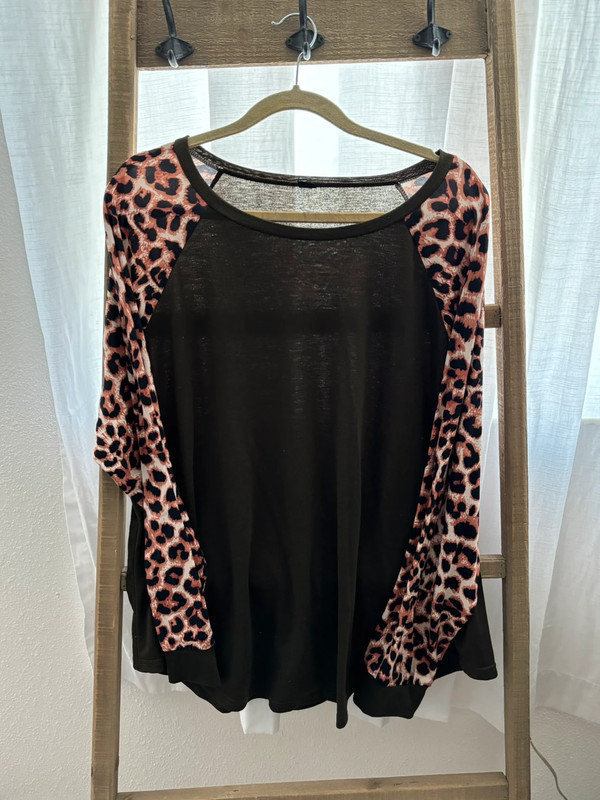 Leopard print long sleeve top 1