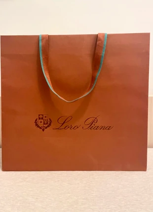 Loro Piana 1 sac d'emballage, brand: Loro Piana, condizioni: Nuovo con cartellino, €11.00, €12.25 include la Protezione acquisti Pro