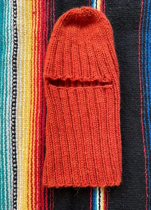Handmade balaclava , merk: Hand Knitted, staat: Nieuw met prijskaartje, € 30,00, € 32,20 inclusief Kopersbescherming