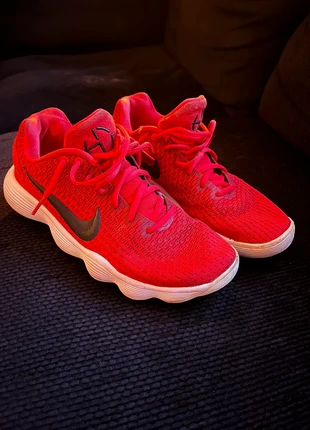 Nike hyperdunks, merk: Nike, staat: Veelgebruikt, maat: 40, € 10,00, € 11,20 inclusief Kopersbescherming