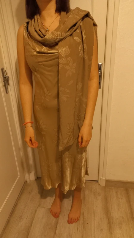 Robe Caroll avec étole - photo numéro 2
