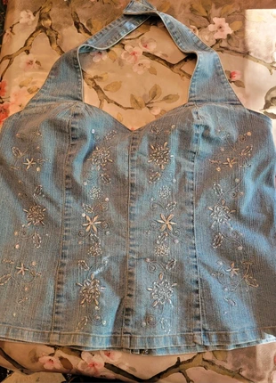 Blouse en jean dos nu  brodée et  sequin, brand: M&S Mode, condizioni: Ottime, taglia: XXXL / IT 50 / EU 46, €15.00, €16.45 include la Protezione acquisti