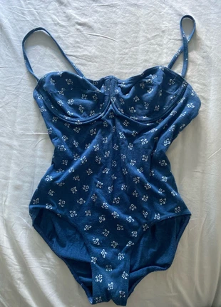 Body bleu à fleurs, brand: Vintage, condizioni: Buone, taglia: M / IT 42 / EU 38, €10.00, €11.20 include la Protezione acquisti