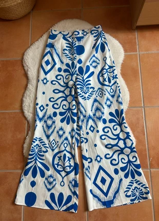 Pantalon fluide imprimé bleu & blanc SHEIN taille XS, marke: Shein, zustand: Sehr gut, größe: XS / 34 / 6, 5,00 €, 5,95 € inklusive Vinted-Käuferschutz