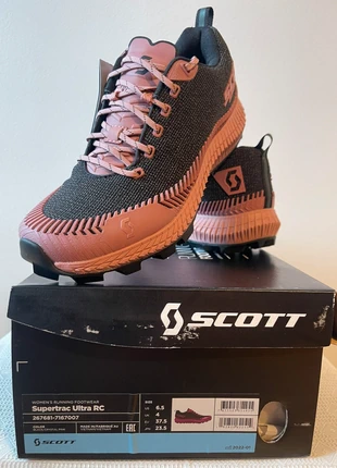 Ténis Scott Mulher de corrida - NOVOS, marca: Scott, estado: Novo com etiquetas, tamanho: 37.5, €64.00, €67.90 inclui Proteção do Comprador