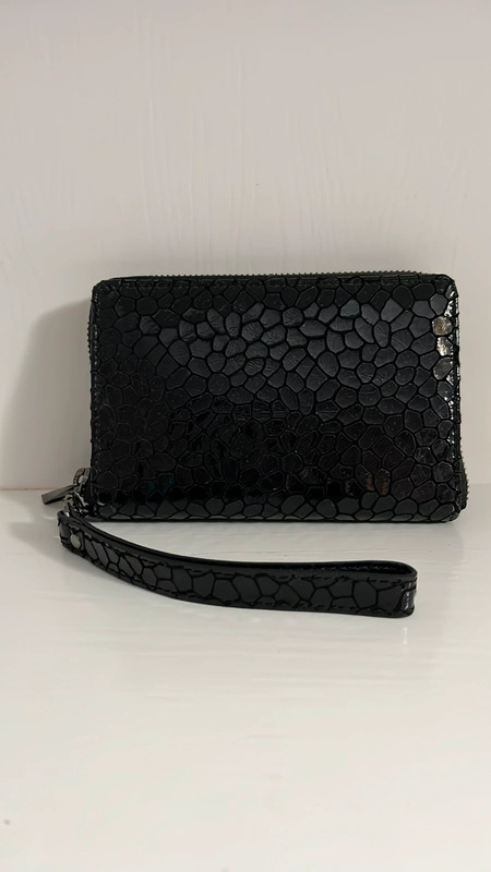 Inge Christopher Wrist Strap Wallet 1