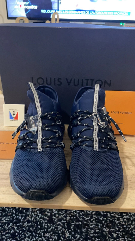 Basket Louis Vuitton bleu - Vinted
