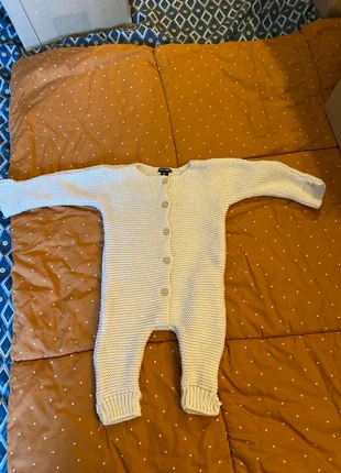 1 pyjama + 1 robe + 1 combinaison, marke: Tape à l'œil, zustand: Neu, größe: Neugeborenes / 44, 3,00 €, 3,85 € inklusive Vinted-Käuferschutz