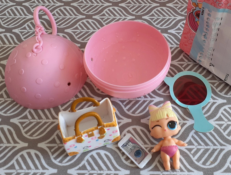 Poupee LOL Lil suite Princess Chic serie Lil sisters