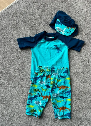 Uv Kleidung / Badehose / modemode/ Uv Anzug, merk: Lily & Dan, staat: Heel goed, maat: 18-24 maanden / 86 cm, € 3,00, € 3,85 inclusief Kopersbescherming