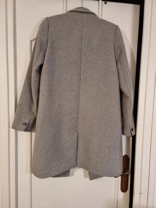 manteau zara à 1000 €