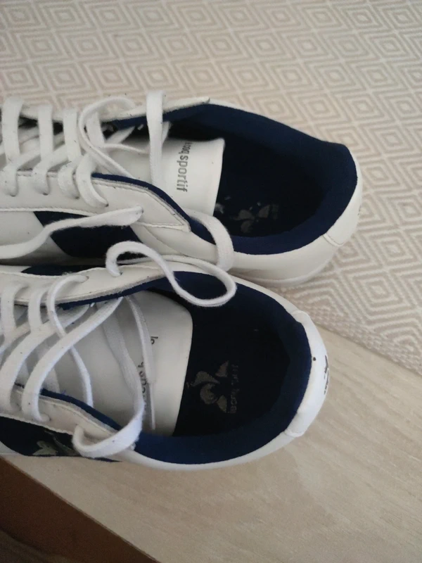 Basket Le coq sportif blanche et bleu marine pointure 38 - photo numéro 5