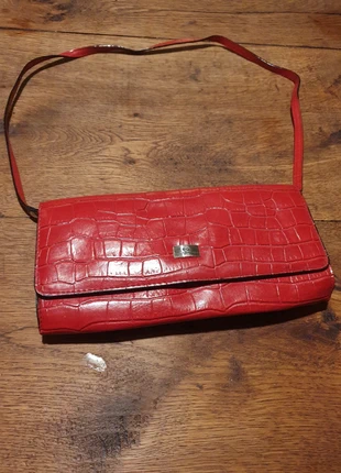 Pochette à main rouge, imitation cuir, Panos Emporio, brand: Panos Emporio, condition: Very good, €2.00, €2.80 includes Buyer Protection