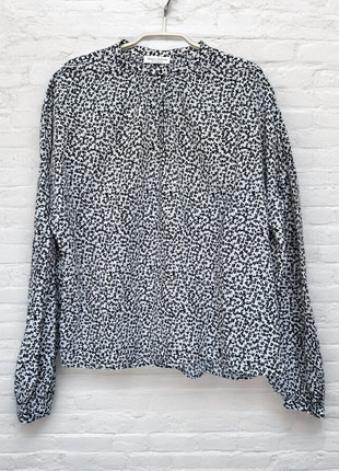 Marc O’Polo Blouse Maat 36 Zwart Wit Bloemenprint, marque: Marc O'Polo, état: Très bon état, taille: S / 36 / 8, 20,00 €, 21,70 € Protection acheteurs incluse