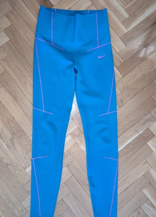 Legging Nike femme running taille XS bleu rose comme neuf, marque: Nike, état: Très bon état, taille: XS / 34 / 6, 39,00 €, 41,65 € Protection acheteurs incluse