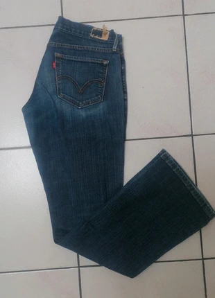 🌹Jean Levi's 522 Ultra Low Bootcut Bleu Marine   JL2406035, marke: Levi's, zustand: Gut, größe: M / 38 / 10, 15,00 €, 16,45 € beinhaltet Vinted-Käuferschutz Pro