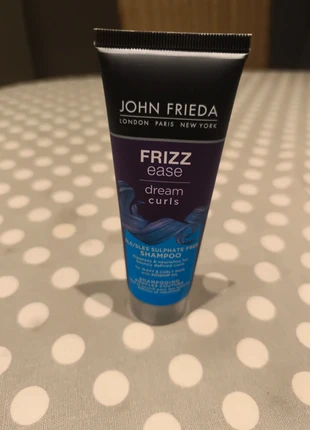 Shampooing Frizz ease John Frieda, marque: John Frieda, état: Neuf avec étiquette, 2,50 €, 3,33 € Protection acheteurs incluse