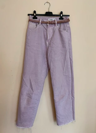 Pantalones estilo recto color Lila, marque: Pull & Bear, état: Neuf sans étiquette, taille: XS / 34 / 6, 8,00 €, 9,10 € Protection acheteurs incluse