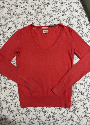 Pull col V femme Tommy Hilfiger, taille XS, couleur saumon, en excellent état., brand: Tommy Hilfiger, condition: Very good, size: XS / 34 / 6, 26.80 €, 28.84 € includes Buyer Protection