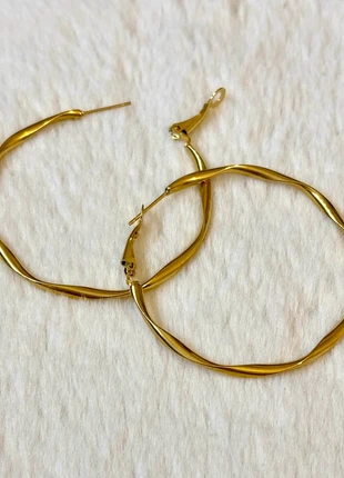 Grande créole doré, marke: le bijoutier, zustand: Neu, 11,50 €, 12,78 € inklusive Vinted-Käuferschutz