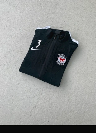 Veste homme Nike noire de foot - taille S, marca: Nike, estado: Muito bom, tamanho: S, €15.00, €16.45 inclui Proteção do Comprador