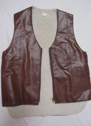 Gilet anti froid sans manche en PVC marron, fourré. Taille 44 pas 54/56., marke: Vintage, zustand: Sehr gut, größe: XL, 18,00 €, 19,60 € beinhaltet Vinted-Käuferschutz Pro