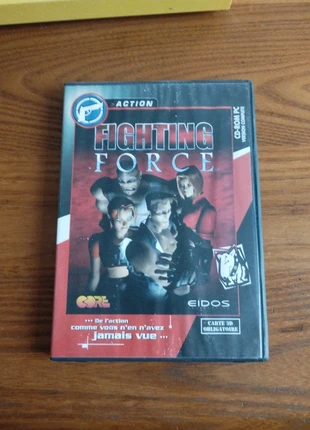 Jeux pc fighting force, zustand: Gut, 3,00 €, 3,85 € inklusive Vinted-Käuferschutz