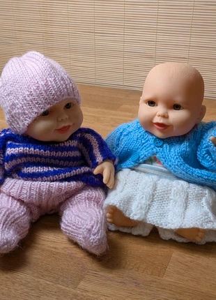 Pair of Twin Brown Eye Bald Vinyl Baby Dolls in Hand-Knitted Outfits, condition: Very good, size: One size, £14.00, £15.42 includes Buyer Protection