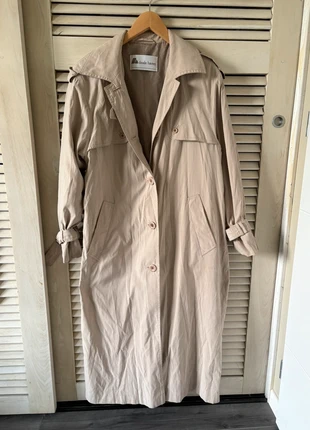 Trench long beige, marque: Claude Havrey, état: Bon état, taille: M / 38 / 10, 10,00 €, 11,20 € Protection acheteurs incluse