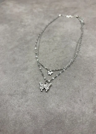 Collier double en acier inoxydable à pendentif papillon - Vintage, marque: Vintage Dressing, état: Très bon état, 12,00 €, 13,30 € Protection acheteurs (Pro) incluse