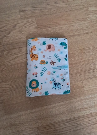 Protège cahier, brand: Fait Main, condizioni: Nuovo senza cartellino, €3.00, €3.85 include la Protezione acquisti