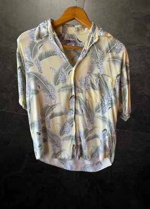 Chemise à fleurs - jaune vert bleu - M, marque: Vintage Dressing, état: Bon état, taille: M, 20,00 €, 21,70 € Protection acheteurs (Pro) incluse