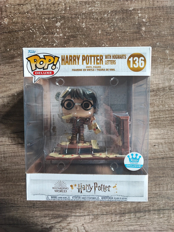 Funko Pop Harry Potter With Hogwarts Letters 136 - Harry Potter
