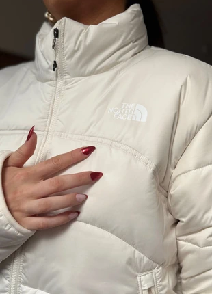 Doudoune blanche The north Face taille M 38/40 neuve, merk: The North Face, staat: Nieuw met prijskaartje, maat: M / 38 / 10, € 85,00, € 89,95 inclusief Kopersbescherming